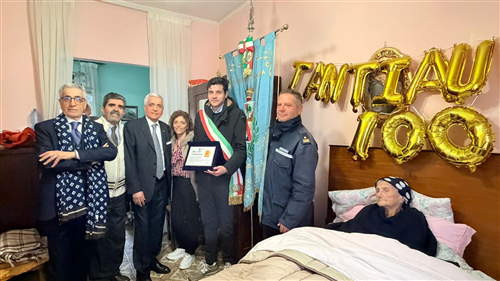 Oggi la nostra comunità celebra un traguardo straordinario e carico di emozione: i 100 anni della nostra cara concittadina, la Signora Agnese Santagada!