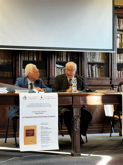 Grande successo per la presentazione a Napoli del libro ''Le Pergamene Greche di Cerchiara di Calabria'' di Filippo D’Oria!